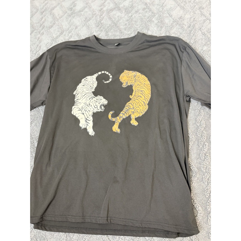 FIGHTING TIGERS T- SHIRT